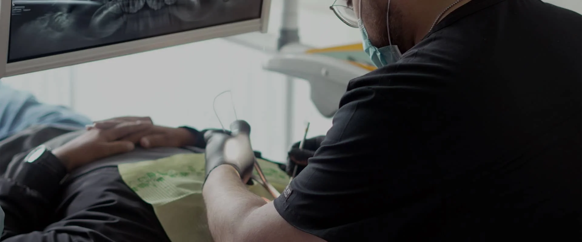 x dentistry implants hero